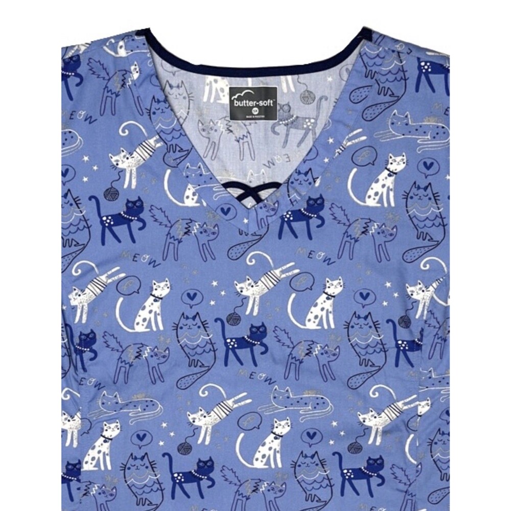 NEW Butter Soft 5X Kitty Cat Uniform Cotton Scrub Top Pockets Blue Meow AOP